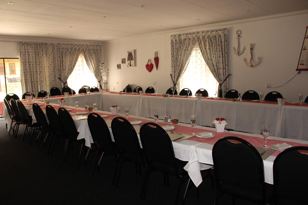 Lions Rest Guest House Germiston Exteriör bild